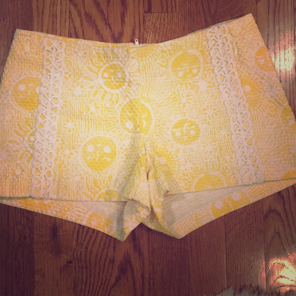 Lilly Pulitzer sunshine shorts
